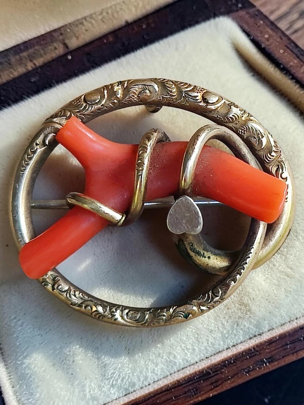 🪸 Antique 10k Gold Victorian Coral Branch Brooch